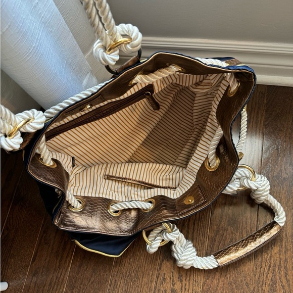 New with tag Nine West bag - Picture 2 of 3